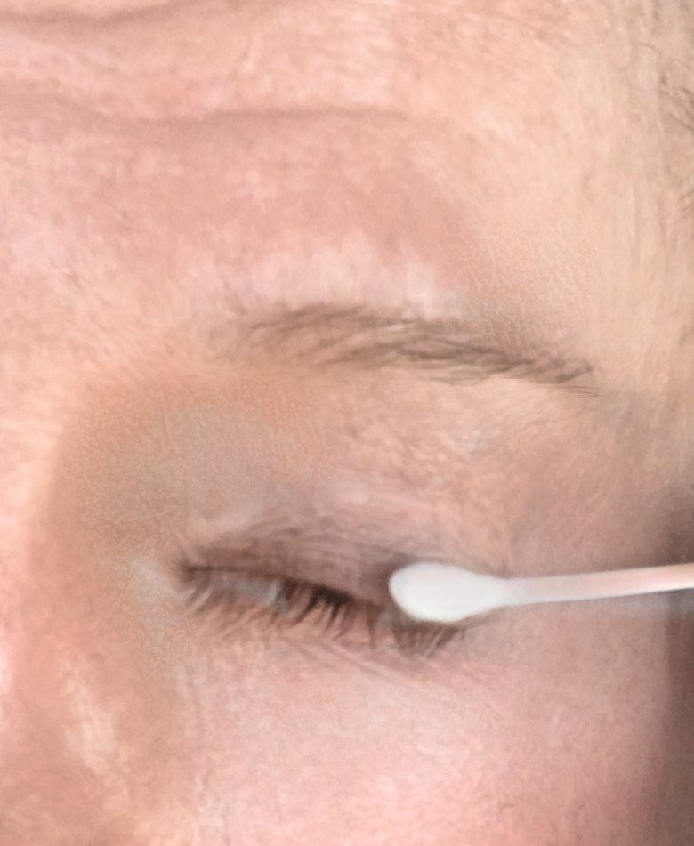 eye cleaning for crossdresser makeup false eyelashes